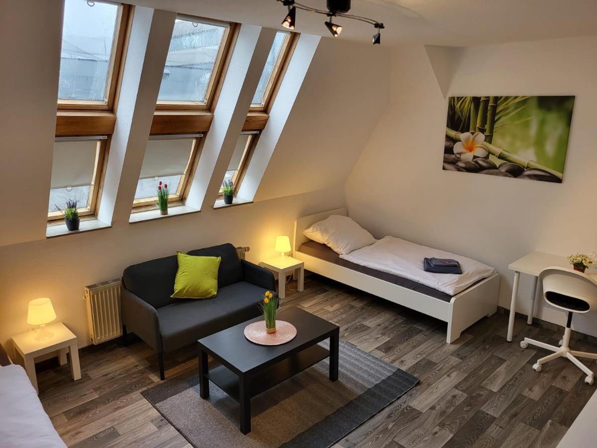 Cityapartment Platinum-Zentrum Mit Parkplatz ビーレフェルト エクステリア 写真